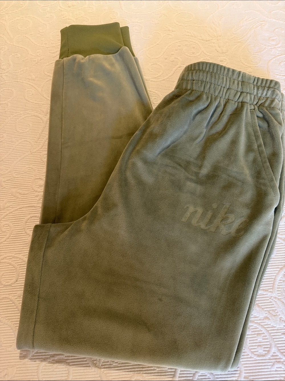 Nike Olive Green  Velvet Joggers with Ribbed Cuffs. XL. Check measurements.
